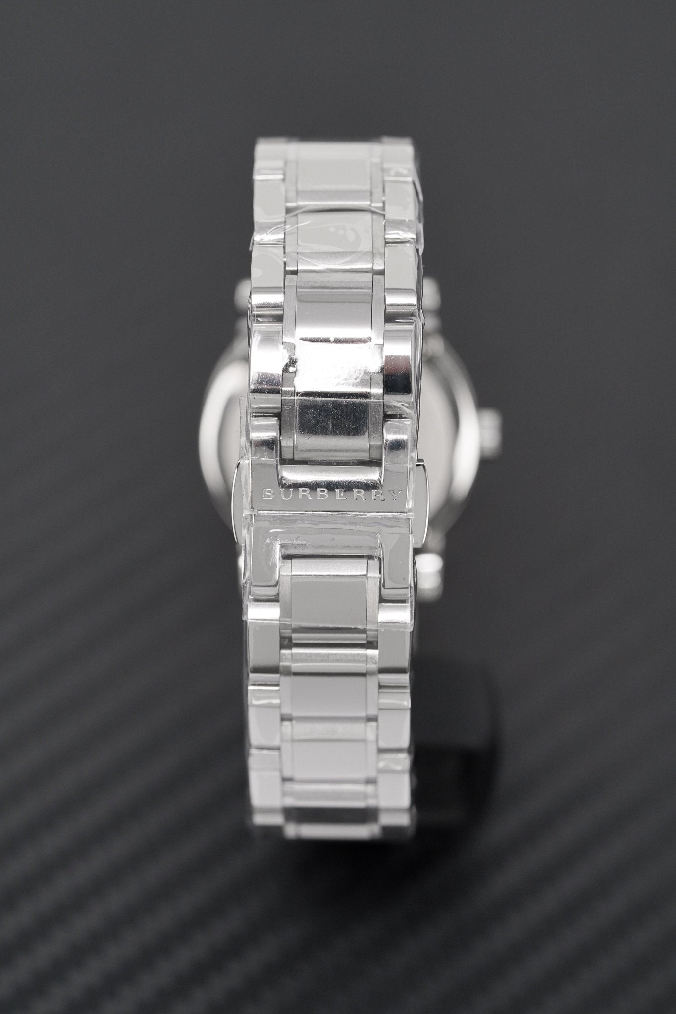 Shop Authentic Burberry The City Diamonds Silver Dial Silver Steel Strap Watch for Women - BU9220 - Luxxuri