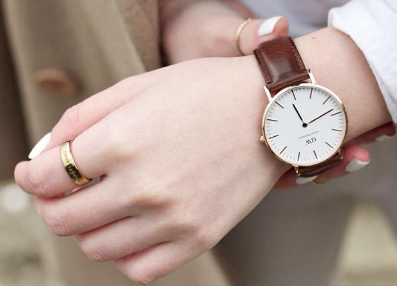 Shop Authentic Daniel Wellington Classic Petite St Mawes White Dial Brown Leather Strap Watch For Women - DW00100231 - Luxxuri