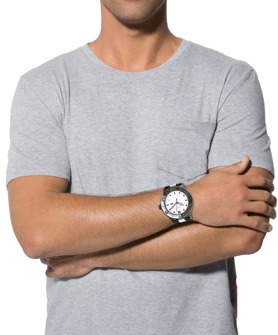 Shop Authentic Gucci G Timeless XL White Dial Two Tone NATO Strap Watch For Men - YA126243 - Luxxuri