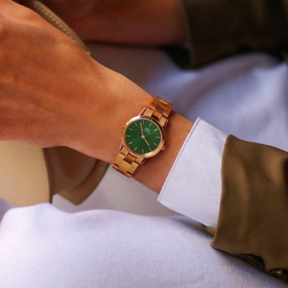 Shop Authentic Daniel Wellington Iconic Link Emerald Green Dial Rose Gold Steel Strap Watch For Women - DW00100421 - Luxxuri
