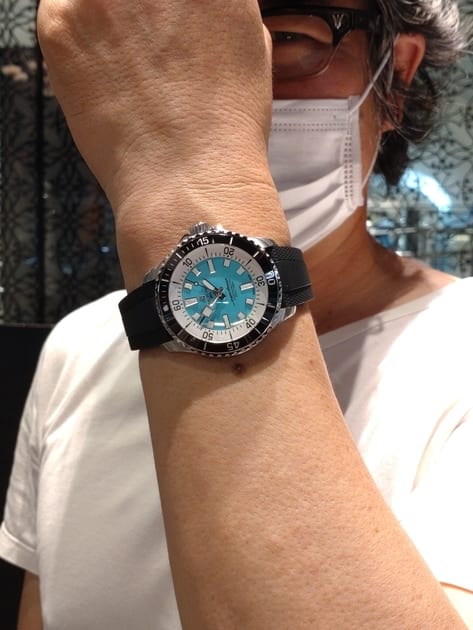  Shop Authentic Breitling Superocean Automatic 44 Turquoise Dial Black Rubber Strap Watch for Men - A17376211L2S1 - Luxxuri