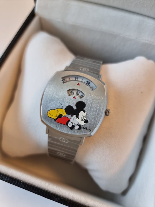  Shop Authentic Gucci Grip x Disney Quartz Silver Dial Silver Steel Strap Unisex Watch - YA157419 - Luxxuri