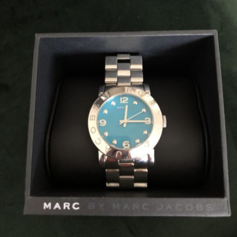  Shop Authentic Marc Jacobs Amy Blue Dial Silver Steel Strap Watch for Women - MBM3272 - Luxxuri