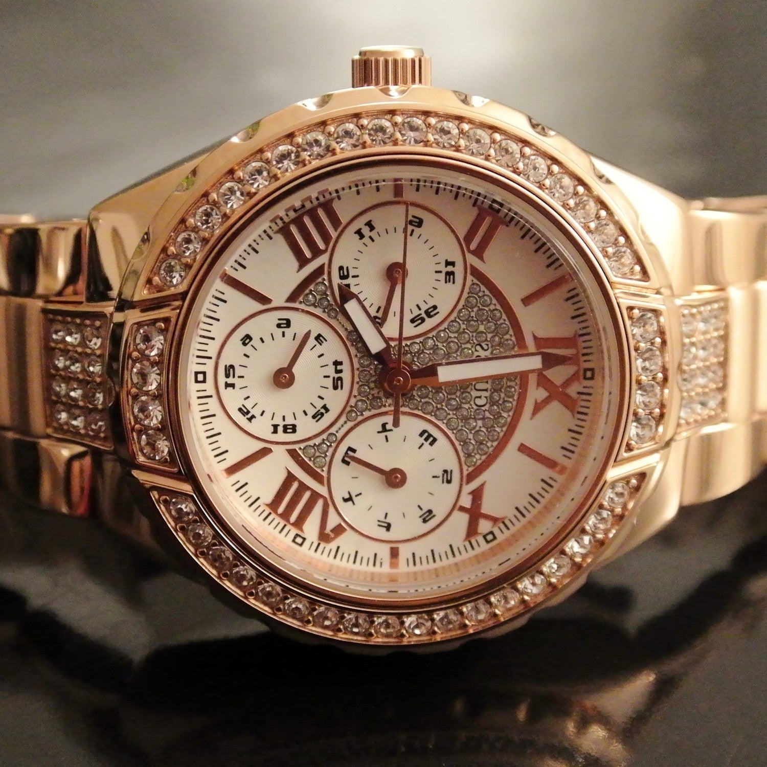  Shop Authentic Guess Viva Diamonds Gold Dial Gold Steel Strap Watch for Women - W0111L2 - Luxxuri