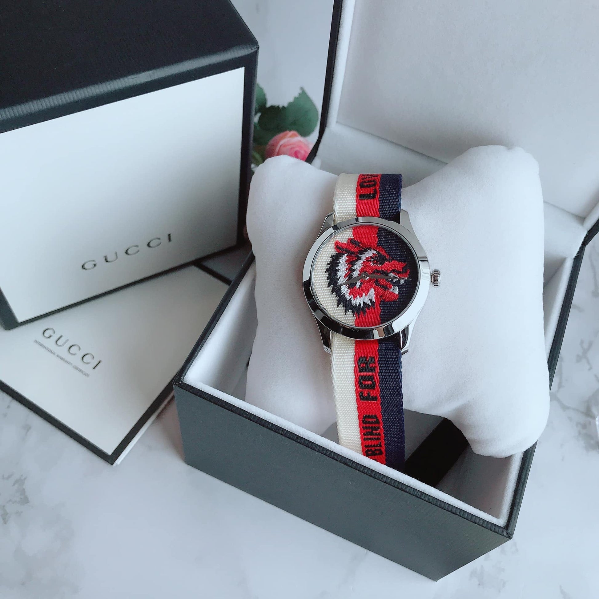 Shop Authentic Gucci G Timeless Quartz White Red Blue Dial Multicolored NATO Strap Watch For Men - YA1264059 - Luxxuri