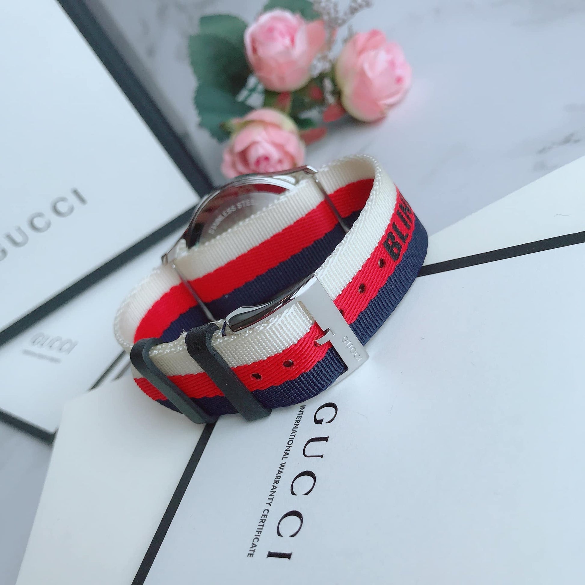  Shop Authentic Gucci G Timeless Quartz White Red Blue Dial Multicolored NATO Strap Watch For Men - YA1264059 - Luxxuri