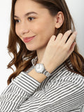  Shop Authentic Fossil Jesse White Dial Silver Steel Strap Watch for Women - ES2362 - Luxxuri