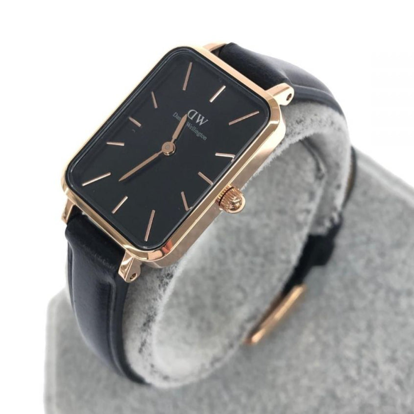  Shop Authentic Daniel Wellington Quadro Sheffield Black Dial Black Leather Strap Watch For Women - DW00100435 - Luxxuri