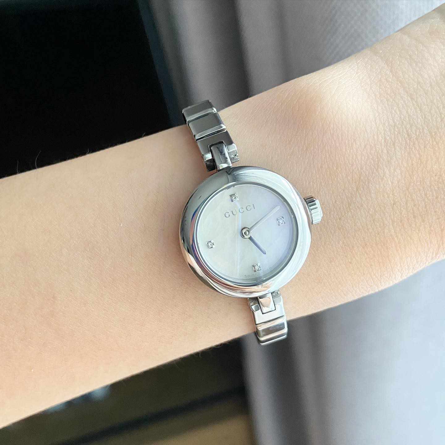 Shop Authentic Gucci Diamantissima Quartz Diamonds White Dial Silver Steel Strap Watch For Women - YA141503 - Luxxuri