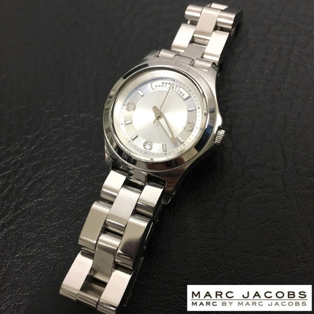  Shop Authentic Marc Jacobs Baby Dave Silver Dial Silver Steel Strap Watch for Women - MBM3234 - Luxxuri