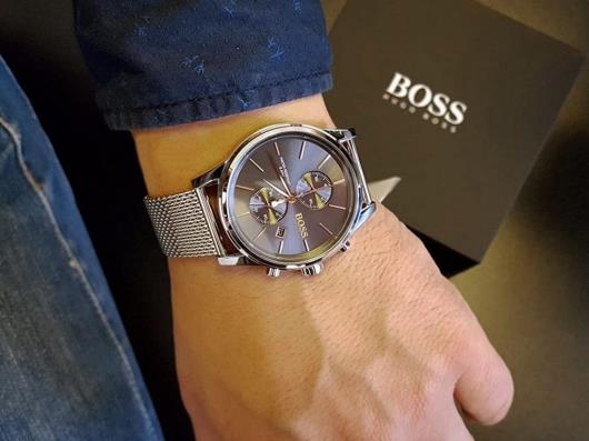  Shop Authentic Hugo Boss Jet Chronograph Grey Dial Silver Mesh Bracelet Watch for Men - 1513440 - Luxxuri
