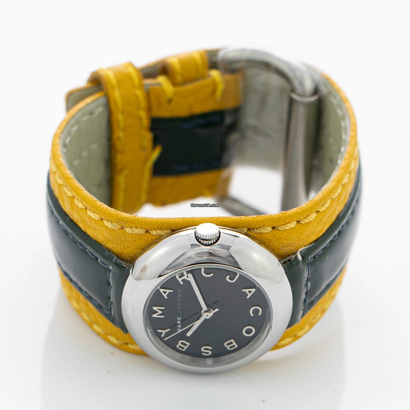  Shop Authentic Marc Jacobs Black Dial Black Leather Strap Watch for Women - MBM1071 - Luxxuri