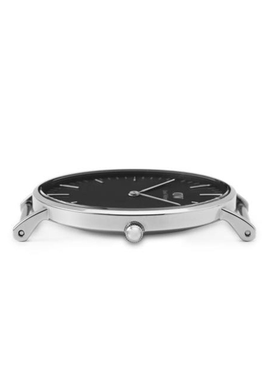  Shop Authentic Daniel Wellington Classic Cornwall Quartz Black Dial Black Nylon Strap Watch For Women - DW00100151 - Luxxuri