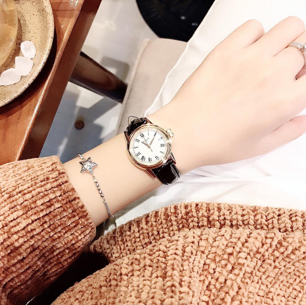  Shop Authentic Tissot Carson Lady Steel Quartz Brown Leather Strap Watch For Women - T085.210.36.011.00 - Luxxuri