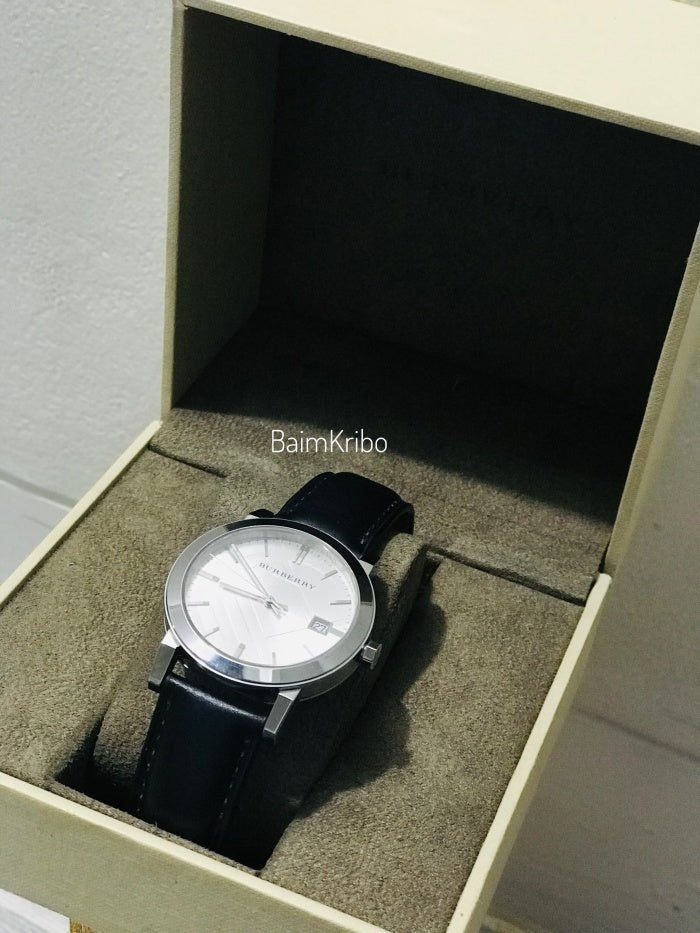  Shop Authentic Burberry The City White Dial Black Leather Strap Watch for Men - BU9008 - Luxxuri