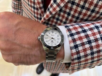  Shop Authentic Tag Heuer Aquaracer Professional 300 Automatic White Dial Silver Steel Strap Watch for Men - WBP231C.BA0626 - Luxxuri