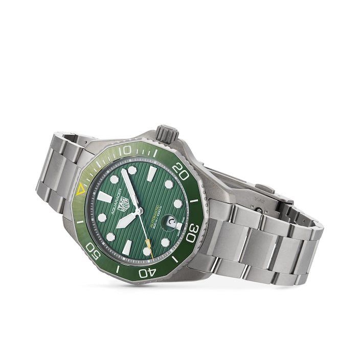  Shop Authentic Tag Heuer Aquaracer Professional 300 Automatic Green Dial Silver Steel Strap Watch for Men - WBP208B.BF0631 - Luxxuri
