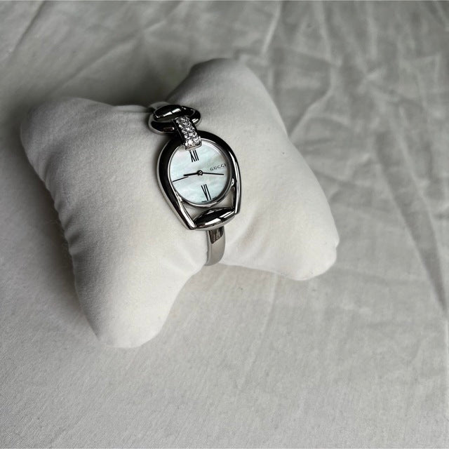  Shop Authentic Gucci Horsebit Collection Diamonds Mother of Pearl White Dial Silver Steel Strap Watch For Women - YA139504 - Luxxuri
