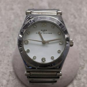  Shop Authentic Marc Jacobs Amy White Dial Silver Steel Strap Watch for Women - MBM8518 - Luxxuri