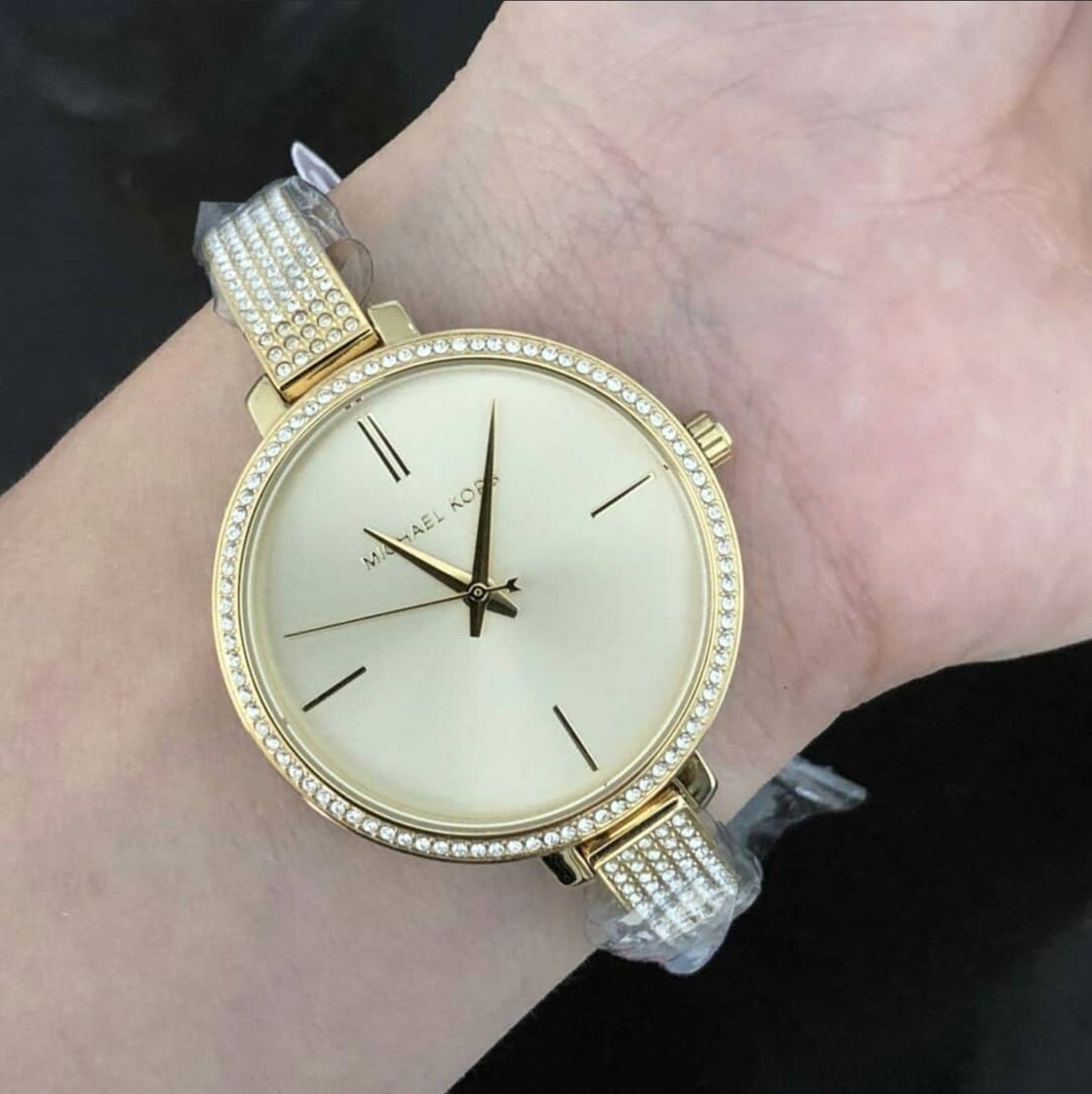  Shop Authentic Michael Kors Jaryn Quartz Gold Dial Gold Steel Strap Watch For Women - MK3784 - Luxxuri