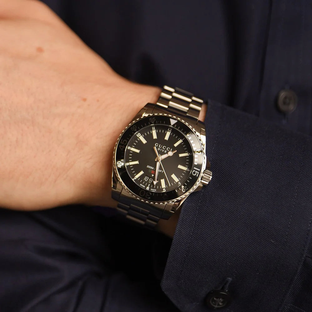  Shop Authentic Gucci Dive Quartz Black Dial Silver Steel Strap Watch For Men - YA136301A - Luxxuri
