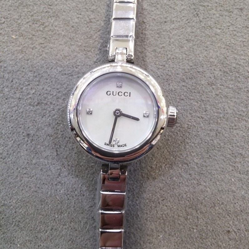  Shop Authentic Gucci Diamantissima Quartz Diamonds White Dial Silver Steel Strap Watch For Women - YA141503 - Luxxuri