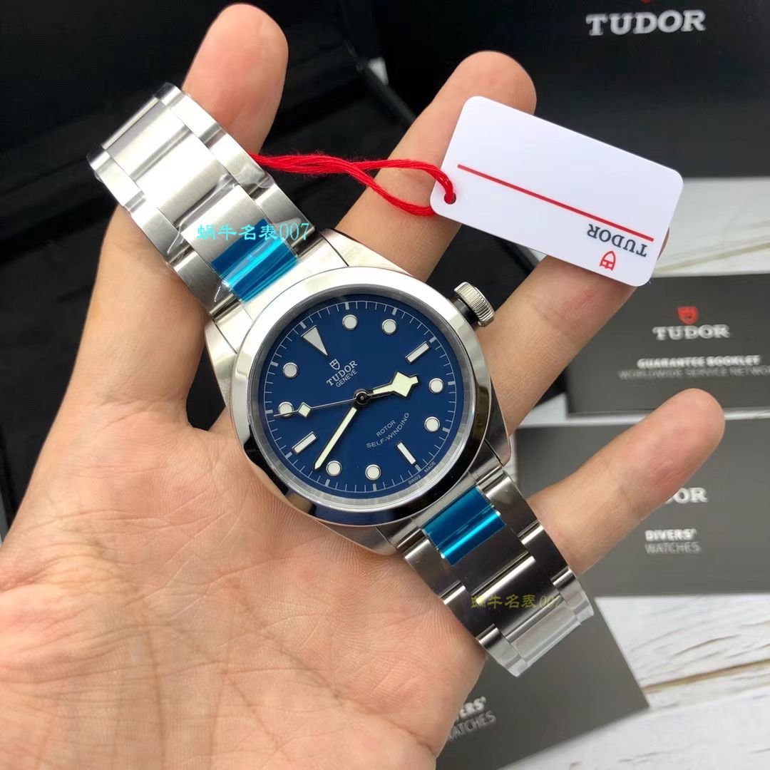  Shop Authentic Tudor Black Bay Automatic Blue Dial Silver Steel Strap Watch for Men - M79540-0004 - Luxxuri
