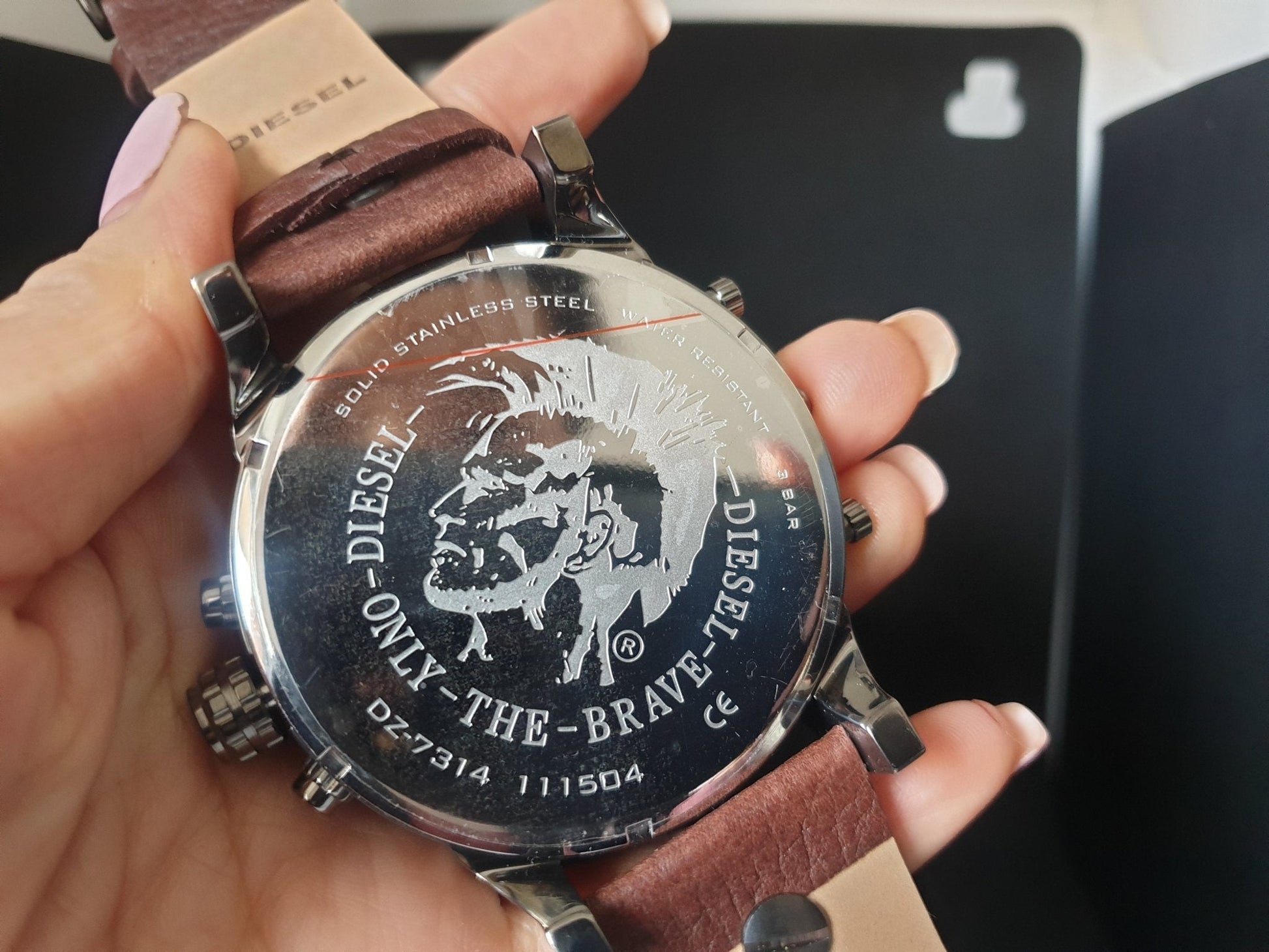  Shop Authentic Diesel Mr Daddy Blue Dial Brown Leather Strap Watch For Men - DZ7314 - Luxxuri