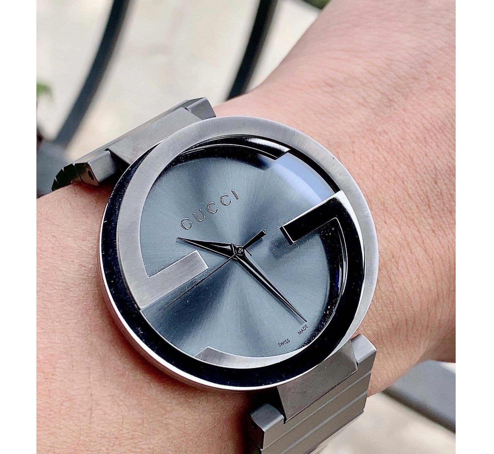  Shop Authentic Gucci G Interlocking Quartz Grey Dial Grey Steel Strap Watch For Men - YA133210 - Luxxuri