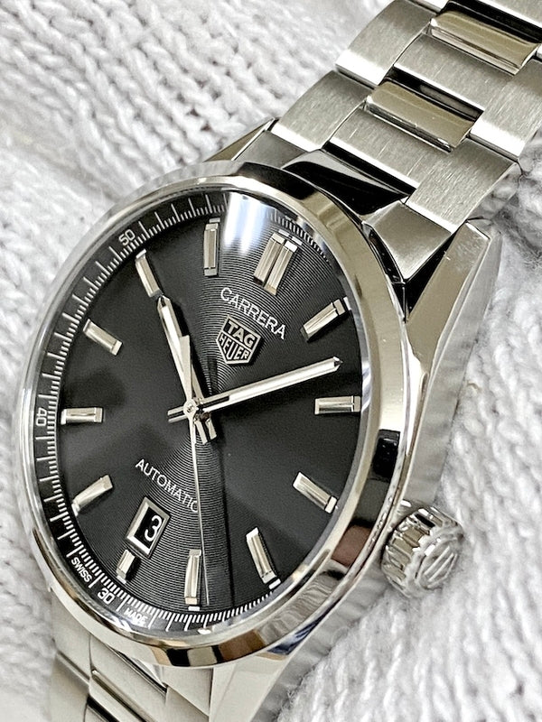  Shop Authentic Tag Heuer Carrera Date Black Dial Silver Steel Strap Watch for Men - WBN2110.BA0639 - Luxxuri