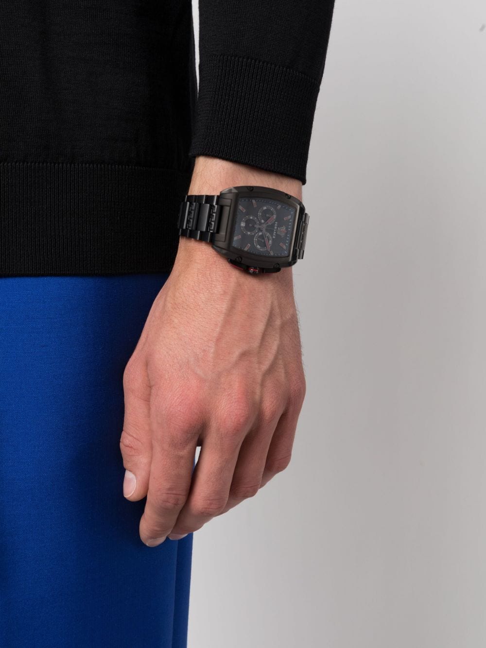  Shop Authentic Versace Dominus Chronograph Quartz Black Dial Black Steel Strap Watch For Men - VE6H00623 - Luxxuri