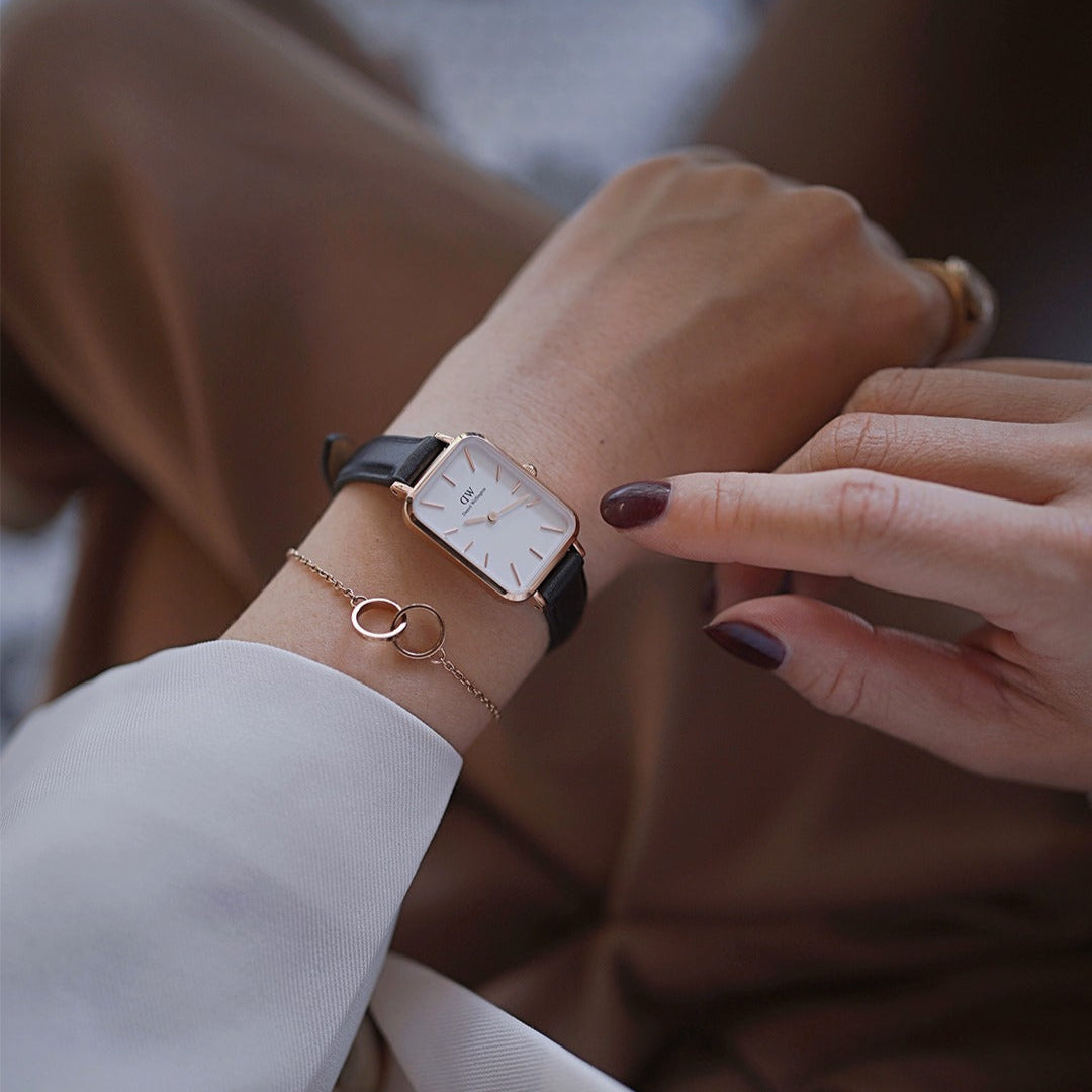  Shop Authentic Daniel Wellington Quadro White Dial Black Leather Strap Watch For Women - DW00100434 - Luxxuri