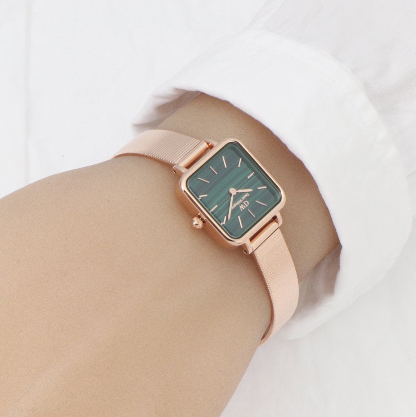  Shop Authentic Daniel Wellington Quadro Studio Green Dial Rose Gold Mesh Strap Watch For Women - DW00100520 - Luxxuri