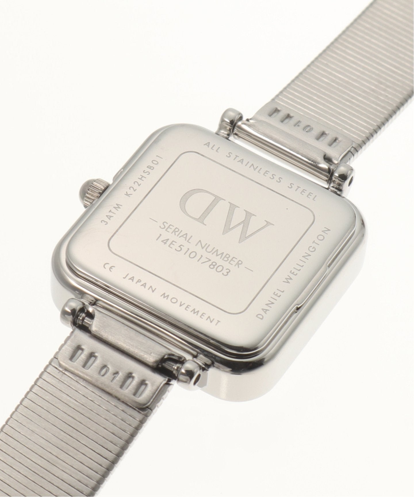 Shop Authentic Daniel Wellington Quadro Studio Black Dial Silver Mesh Strap Watch For Women - DW00100522 - Luxxuri