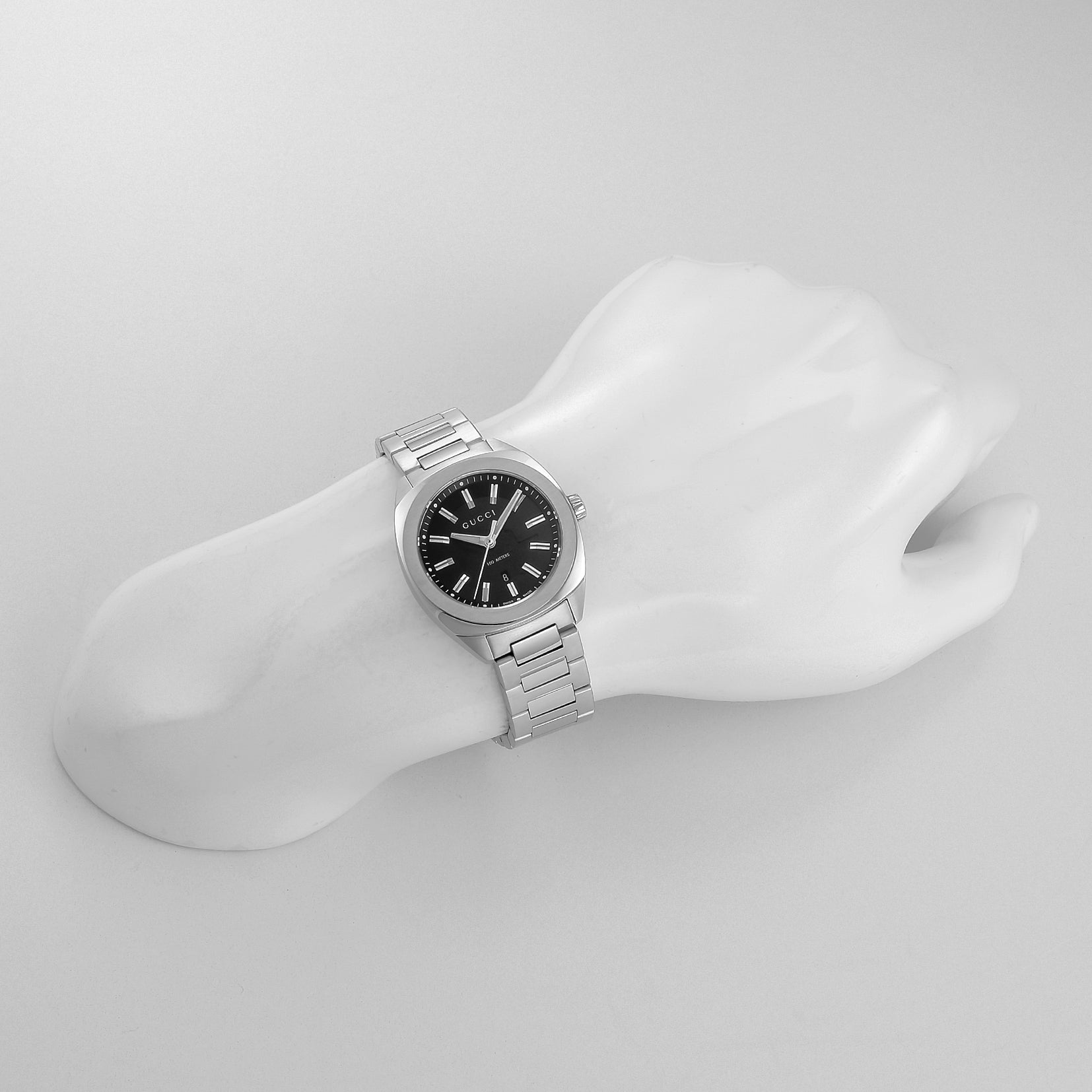  Shop Authentic Gucci GG2570 Quartz Black Dial Silver Steel Strap Watch For Men - YA142401 - Luxxuri