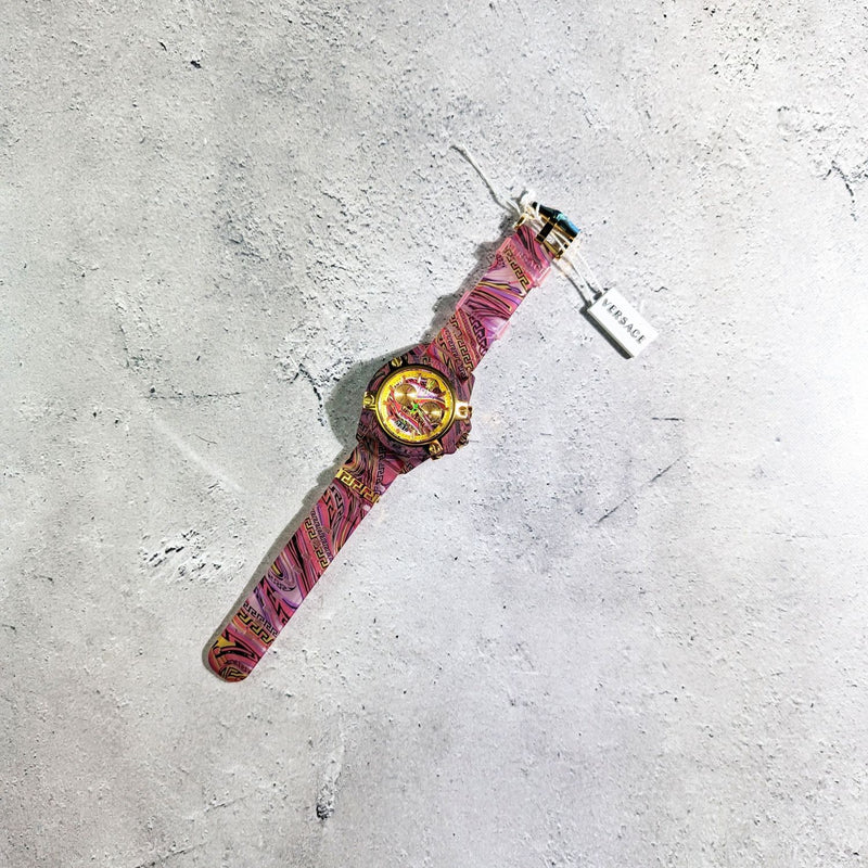  Shop Authentic Versace Icon Active Chronograph Quartz Gold Dial Red Leather Strap Watch For Men - VEZ701222 - Luxxuri