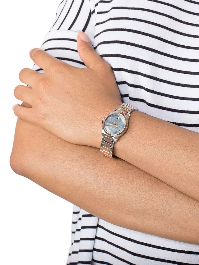  Shop Authentic Gucci G Timeless Quartz Silver Dial Silver Steel Strap Watch For Women - YA126551 - Luxxuri