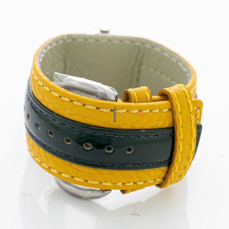  Shop Authentic Marc Jacobs Black Dial Black Leather Strap Watch for Women - MBM1071 - Luxxuri