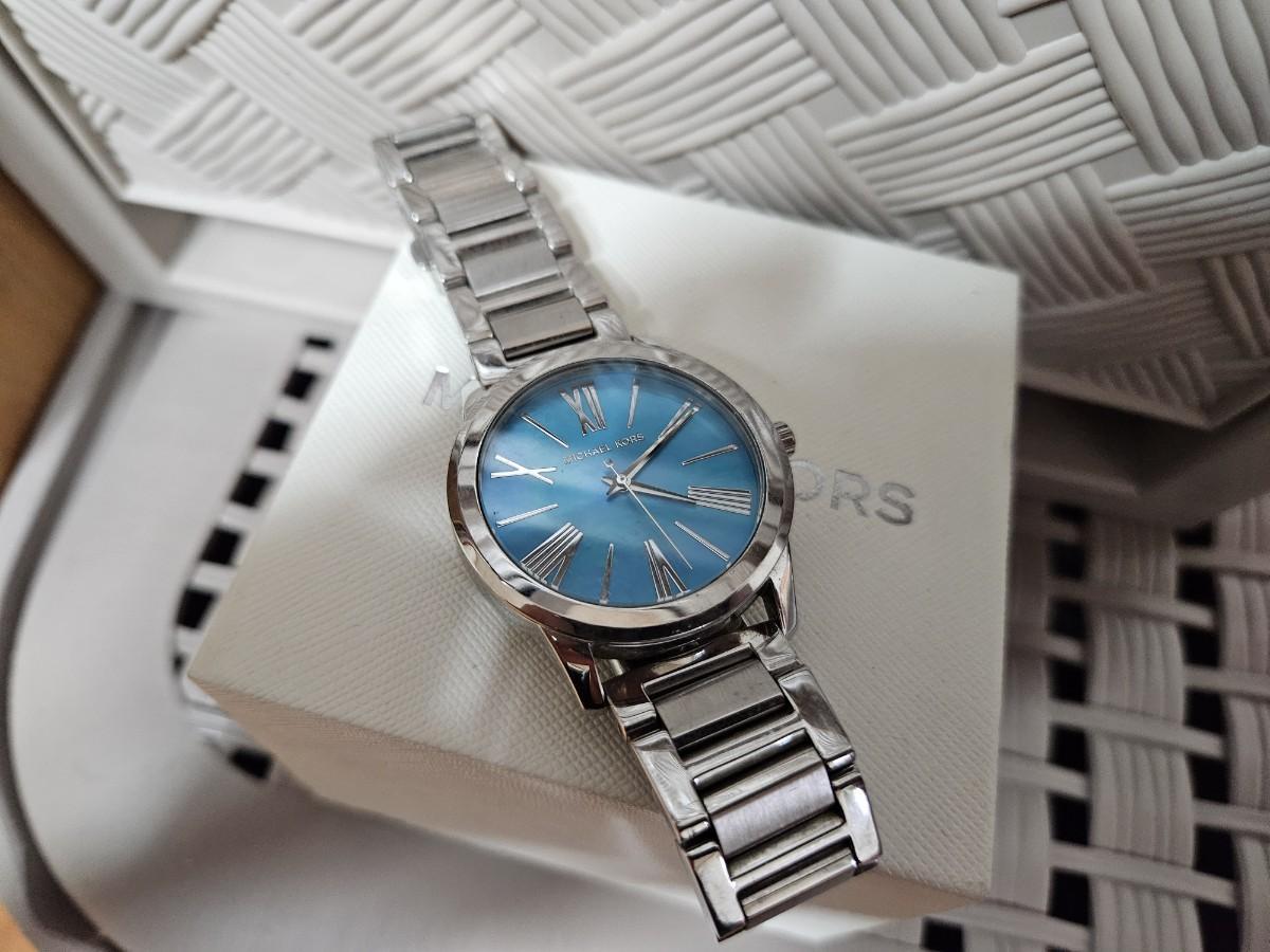  Shop Authentic Michael Kors Hartman Quartz Blue Dial Silver Steel Strap Watch For Women - MK3519 - Luxxuri