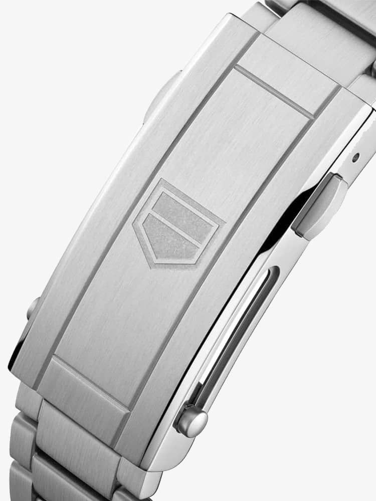 Shop Authentic Tag Heuer Aquaracer Professional 300 Automatic White Dial Silver Steel Strap Watch for Men - WBP231C.BA0626 - Luxxuri