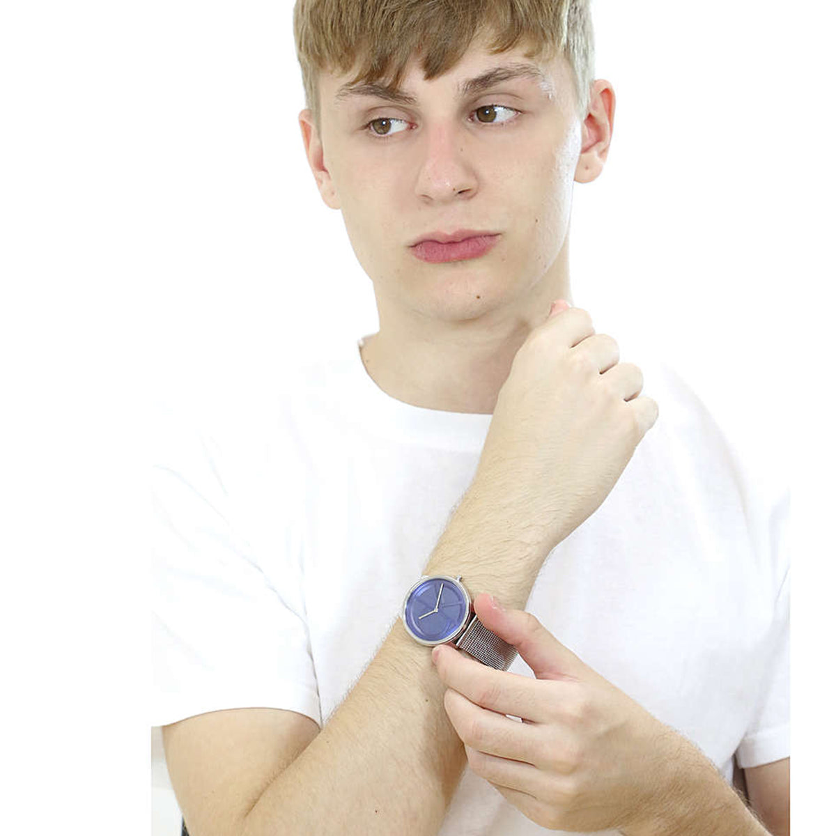  Shop Authentic Calvin Klein High Noon Quartz Blue Dial Silver Mesh Bracelet Watch for Men - K8M2112N - Luxxuri
