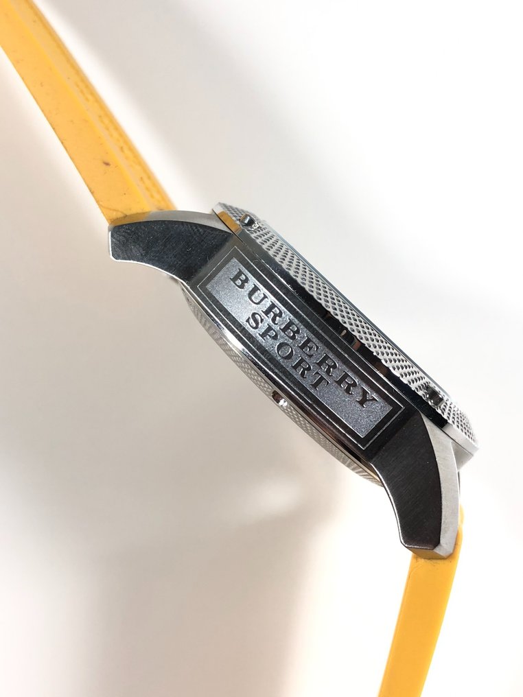  Shop Authentic Burberry Sport Chronograph Grey Dial Yellow Rubber Strap Watch for Men - BU7712 - Luxxuri