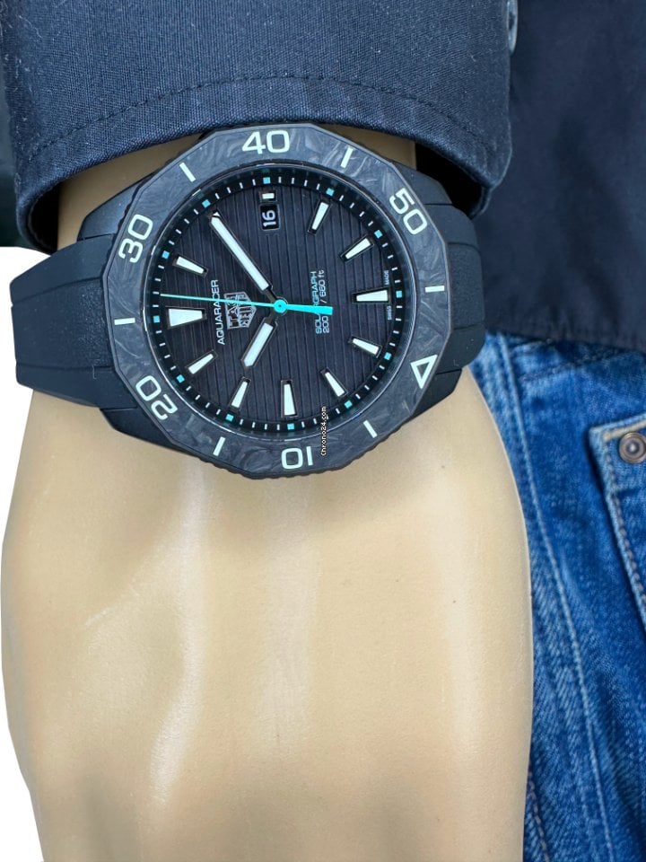  Shop Authentic Tag Heuer Aquaracer Professional 200 Solargraph Quartz Black Dial Black Rubber Strap Watch for Men - WBP1112.FT6199 - Luxxuri