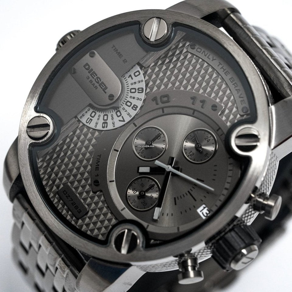 Shop Authentic Diesel Little Daddy Dual Time Chronograph Grey Dial Stainless Steel Strap Watch For Men - DZ7263 - Luxxuri