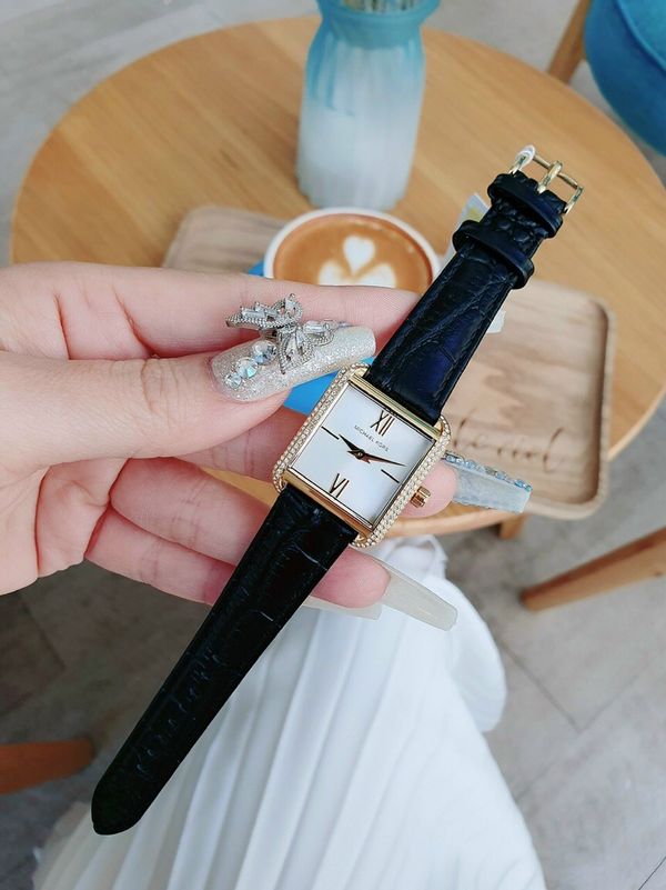  Shop Authentic Michael Kors Lake Quartz White Dial Black Leather Strap Watch For Women - MK2762 - Luxxuri