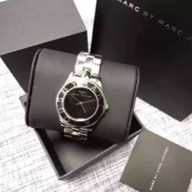  Shop Authentic Marc Jacobs Blade Black Dial Silver Steel Strap Watch for Women - MBM3058 - Luxxuri