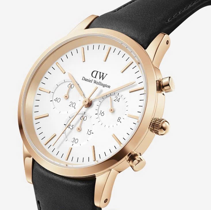  Shop Authentic Daniel Wellington Iconic Chronograph Sheffield White Dial Black Leather Strap Watch For Men - DW00100646 - Luxxuri