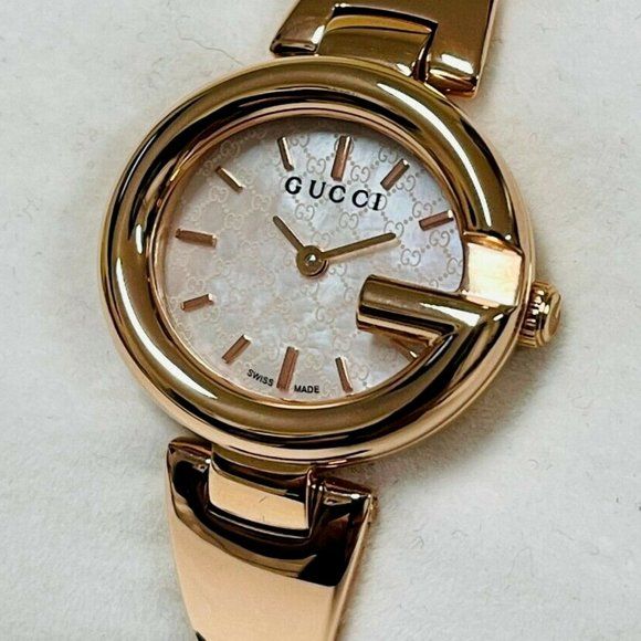  Shop Authentic Gucci Guccisima Quartz Mother of Pearl White Dial Rose Gold Steel Strap Watch for Women - YA134512 - Luxxuri