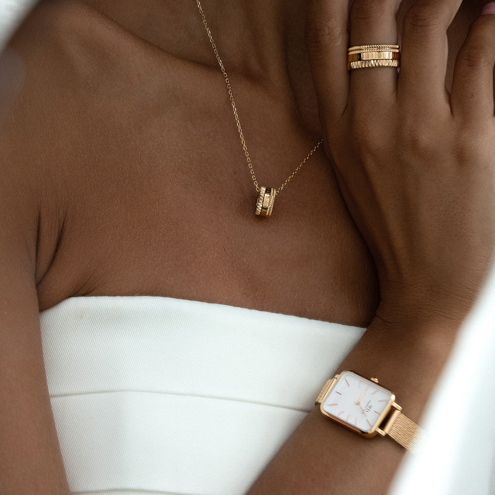  Shop Authentic Daniel Wellington Quadro Melrose White Dial Gold Mesh Strap Watch For Women - DW00100431 - Luxxuri