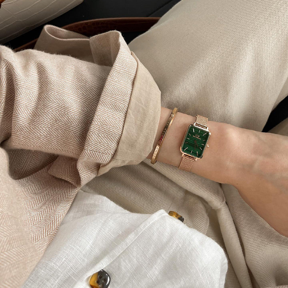  Shop Authentic Daniel Wellington Quadro Melrose Green Dial Rose Gold Mesh Strap Watch For Women - DW00100437 - Luxxuri